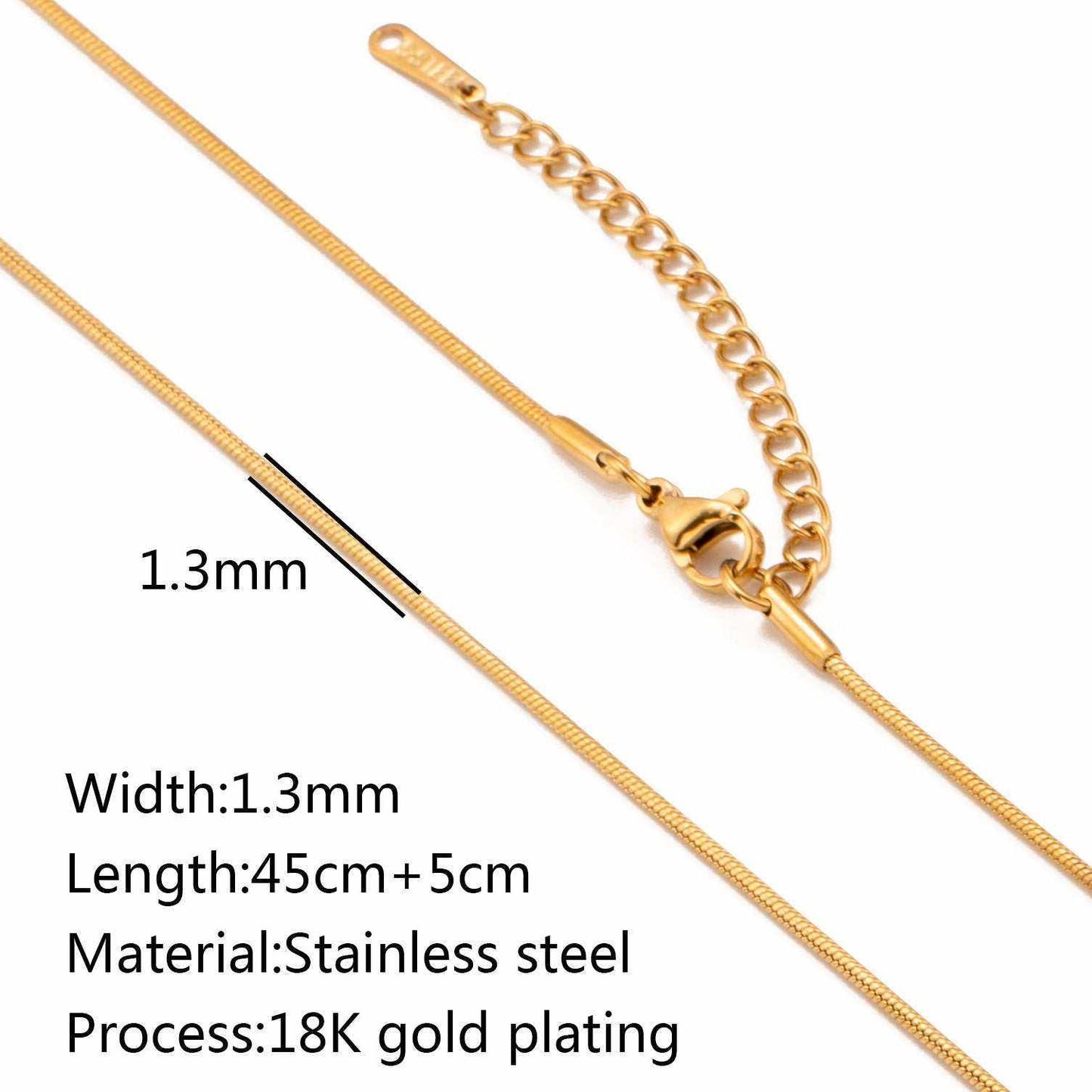 Stainless steel lip chain and accessories with vacuum vapor plating, showcasing 18K gold color protection.