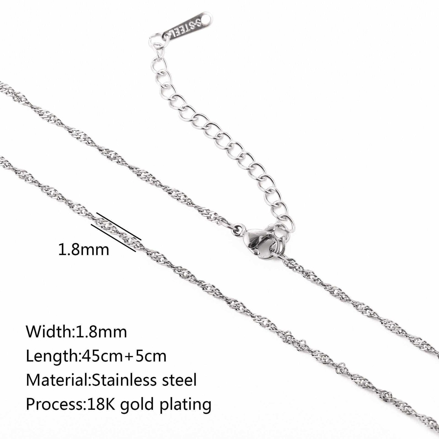 Stainless steel lip chain and accessories with vacuum vapor plating, showcasing 18K gold color protection.