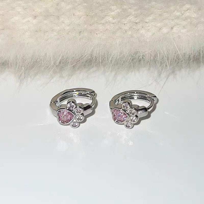 Diamond Studded Love Diamond studded cat paw earrings in pink, blue, and white on alloy material, sweet and cool style.